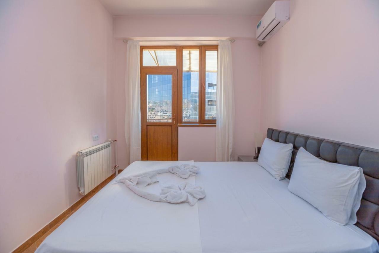 Stay Inn Apartments On Amiryan 4-6 Erevan Exterior foto